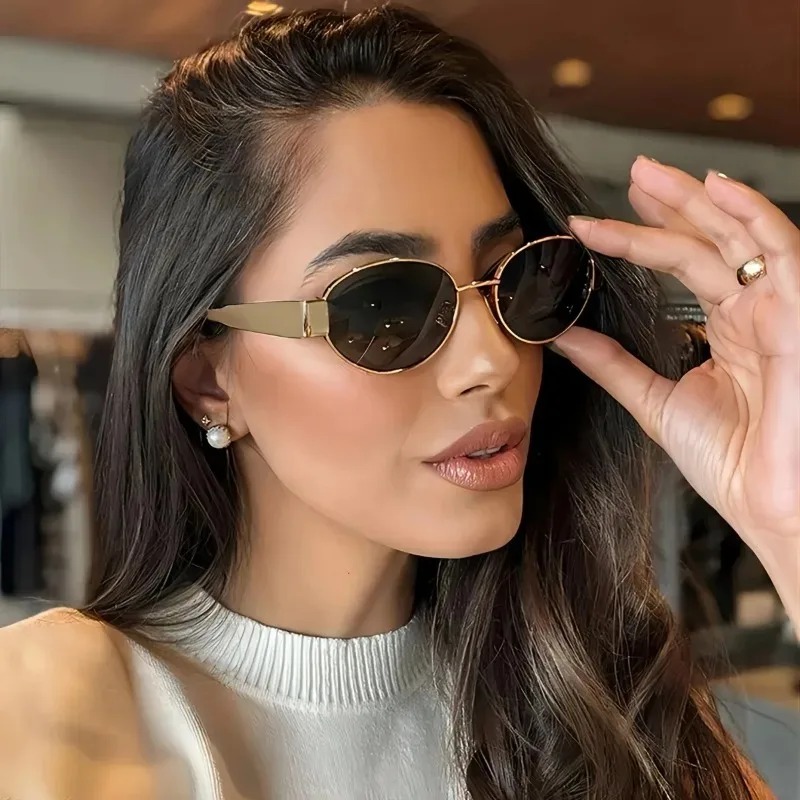 New Oval Sunglasses for Women  - Metal Photo Panel recension och pris