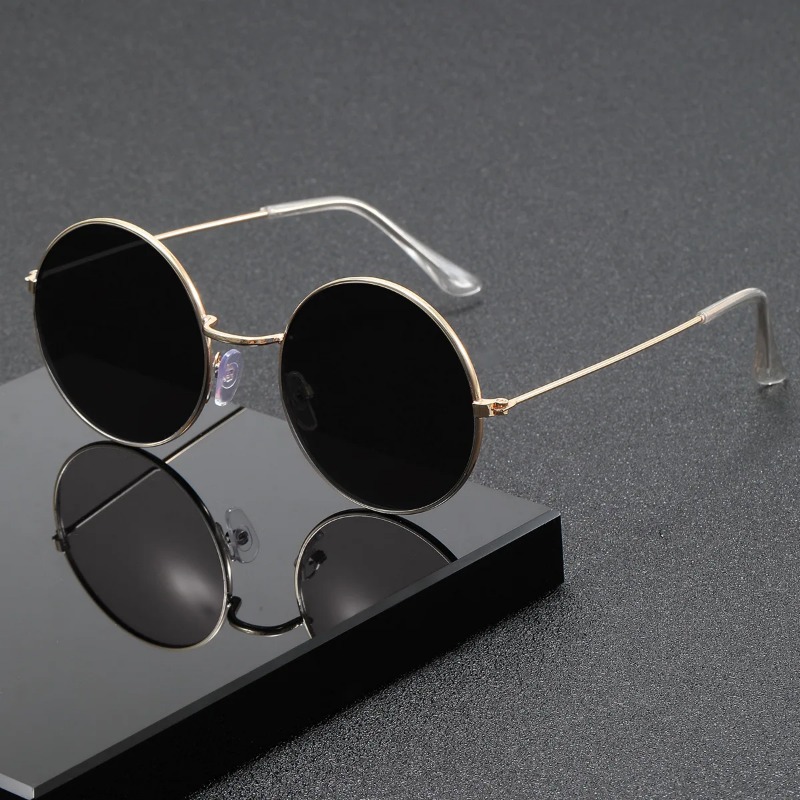 Retro New Punk Style Sunglasse - Metal Photo Panel recension och pris